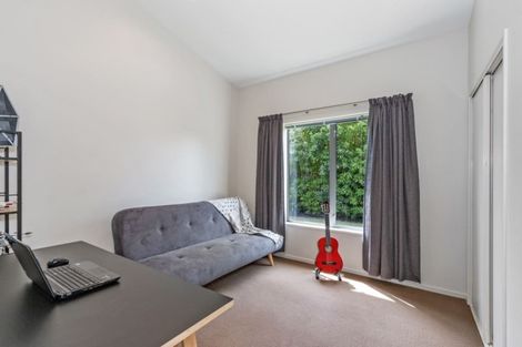 Photo of property in 6 Ruahine Place, Parklands, Christchurch, 8083