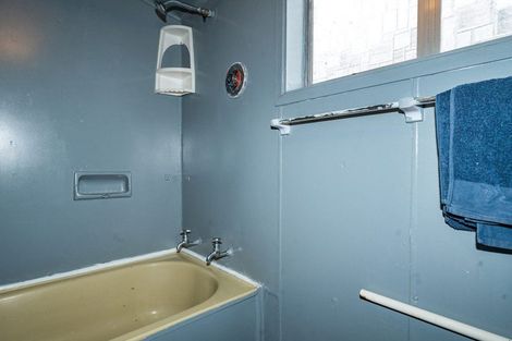 Photo of property in 10 Burns Street, Milton, 9220