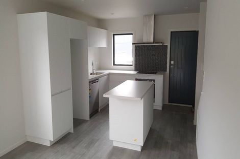 Photo of property in 16/9u Surrey Street, Tawa, Wellington, 5028