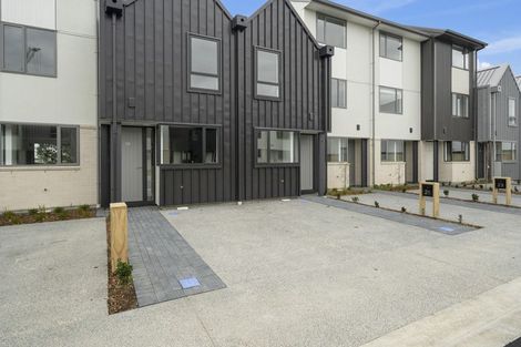 Photo of property in 2/130 Richmond Street, Petone, Lower Hutt, 5012