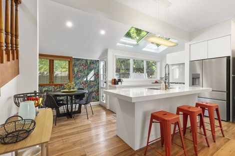 Photo of property in 57 Garden Road, Northland, Wellington, 6012