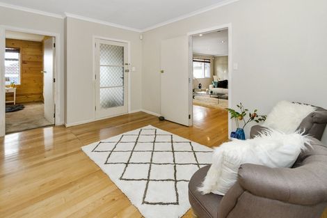 Photo of property in 230a Pakuranga Road, Pakuranga Heights, Auckland, 2010