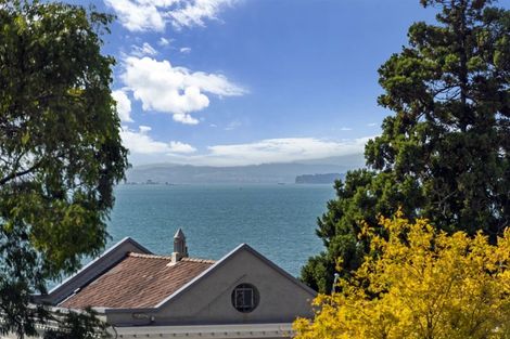 Photo of property in 190 Hurstmere Road, Takapuna, Auckland, 0622