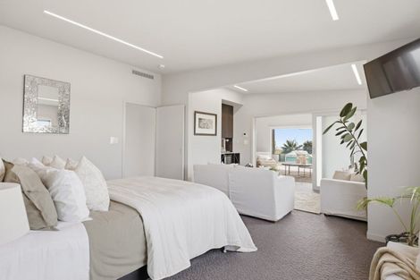 Photo of property in 1025 Papamoa Beach Road, Papamoa Beach, 3118