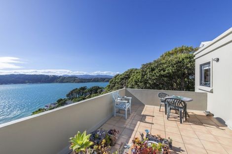 Photo of property in 79u2 Grafton Road, Roseneath, Wellington, 6011