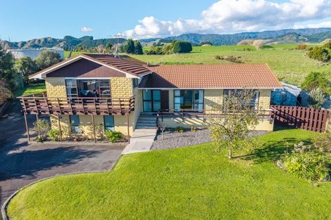 Photo of property in 28 Brandon Street, Otaki, 5512