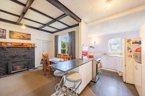 Photo of property in 7 Charlotte Street, Takapau, 4203