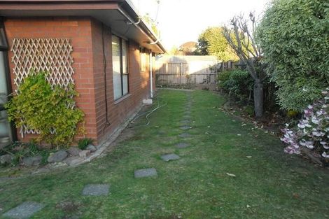 Photo of property in 2/21 Briarmont Street, Avondale, Christchurch, 8061