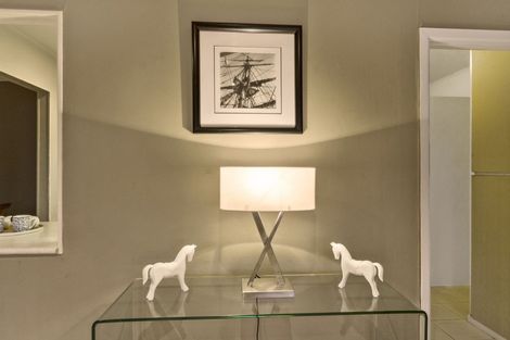 Photo of property in 230a Pakuranga Road, Pakuranga Heights, Auckland, 2010