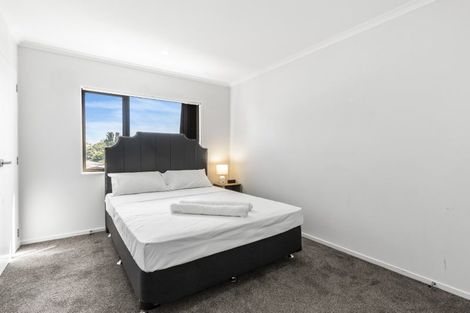 Photo of property in 1 Kendall Court, Wattle Downs, Auckland, 2103
