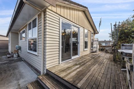Photo of property in 27 Te Rangitautahanga Road, Turangi, 3334