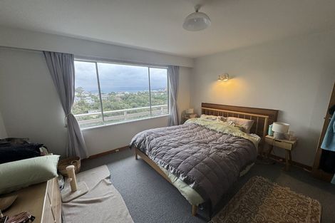Photo of property in 13-13a Espin Crescent, Karori, Wellington, 6012