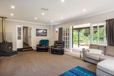 Photo of property in 158 Turitea Road, Fitzherbert, Palmerston North, 4472