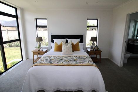 Photo of property in 9a Riverbank Road, Wanaka, 9382