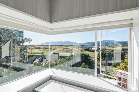 Photo of property in 377 Kapiti Road, Paraparaumu Beach, Paraparaumu, 5032