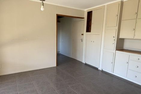 Photo of property in 572 Beach Road, Rothesay Bay, Auckland, 0630