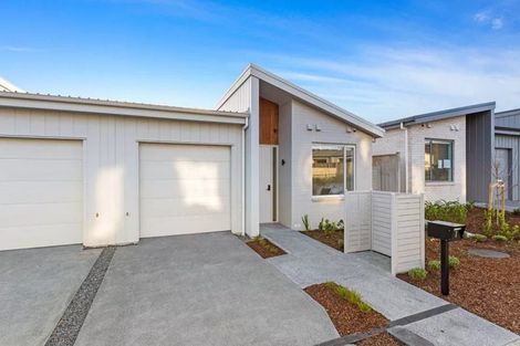Photo of property in 6f Te Awapu Crescent, Takanini, 2112