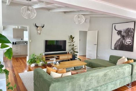 Photo of property in 1/47 Selwyn Crescent, Forrest Hill, Auckland, 0620