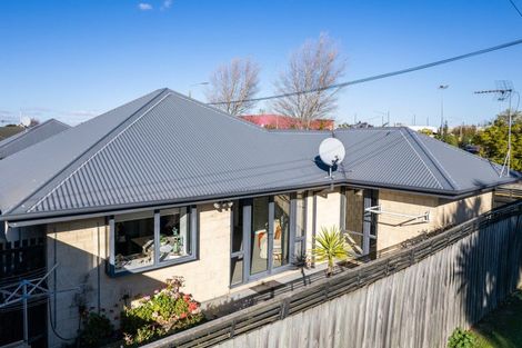 Photo of property in 26a Sawyers Arms Road, Northcote, Christchurch, 8052
