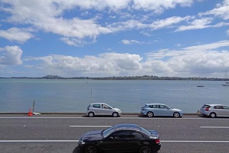Photo of property in 52 The Parade, Bucklands Beach, Auckland, 2012