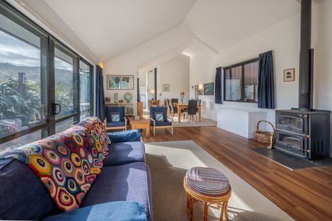 Photo of property in 88 Sawmill Road, Robinsons Bay, Akaroa, 7581