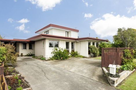 Photo of property in 27 Coventry Avenue, Tamatea, Napier, 4112