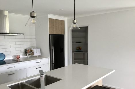 Photo of property in 96 Kupe Drive, Whitianga, 3510