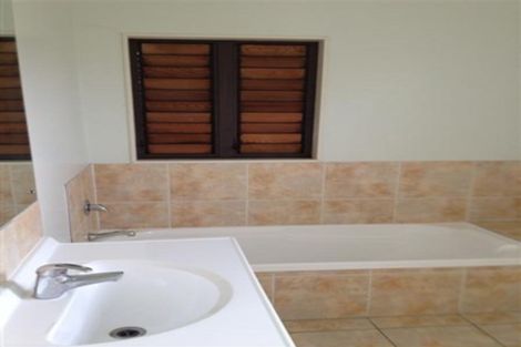 Photo of property in 10/45 Secoia Crescent, Mangere, Auckland, 2022