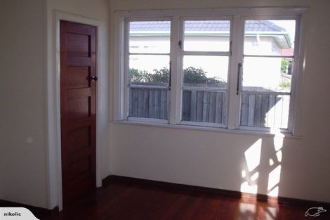 Photo of property in 14 Epsom Road, Hokowhitu, Palmerston North, 4410
