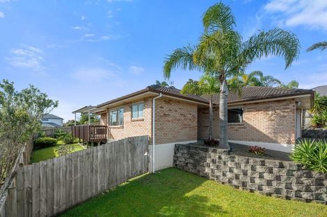 Photo of property in 45 Nimstedt Avenue, Oteha, Auckland, 0632