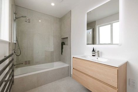 Photo of property in 16 Robinson Street, Cambridge, 3434