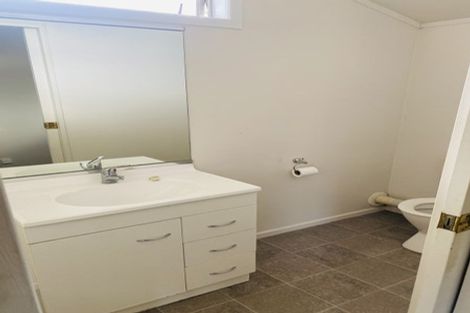 Photo of property in 81 Carrington Avenue, Silverdale, Hamilton, 3216