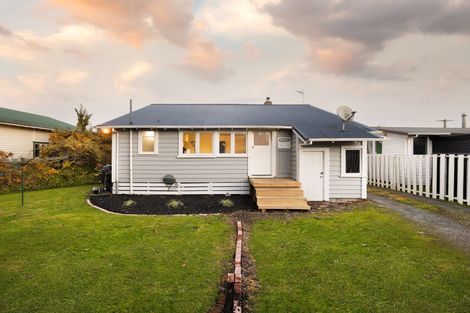 Photo of property in 19 Bettina Road, Fairfield, Hamilton, 3214