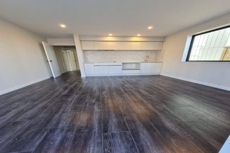 Photo of property in 5 Skua Road, Hobsonville, Auckland, 0616