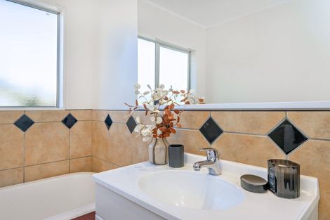 Photo of property in 140a King Street, Whakatane, 3120