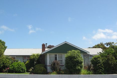 Photo of property in 18 Deloraine Street, Somerfield, Christchurch, 8024