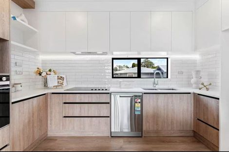 Photo of property in 7/12 Statesman Street, Henderson, Auckland, 0612