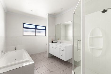 Photo of property in 207 Frimley Oaks, Frimley, Hastings, 4120