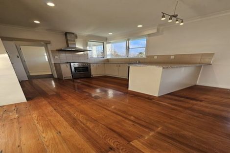 Photo of property in 903 State Highway 1, Te Horo, Otaki, 5581