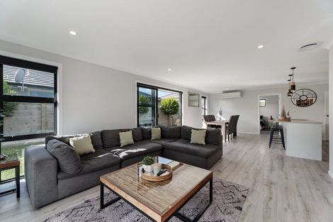 Photo of property in 19a Augusta Rise, Omokoroa, 3114