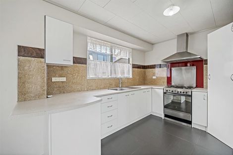 Photo of property in 11a Keeling Road, Henderson, Auckland, 0612