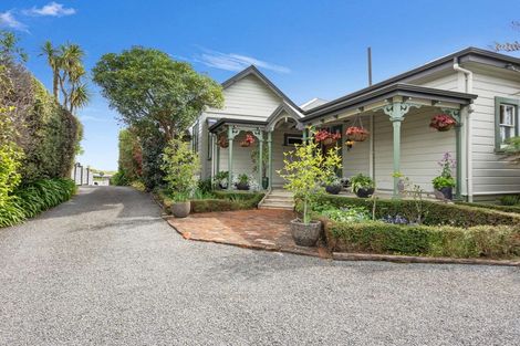 Photo of property in 44 Te Mata Road, Havelock North, 4130