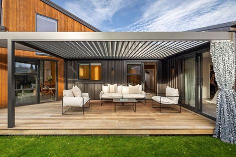 Photo of property in 20 Adamson Drive, Arrowtown, 9302