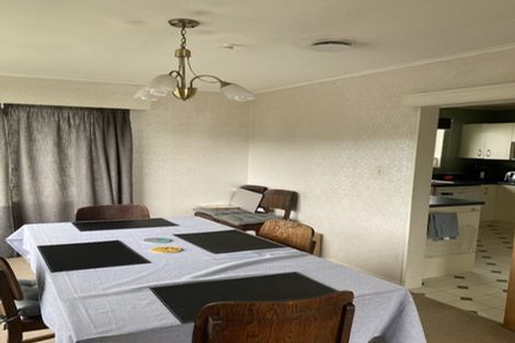 Photo of property in 110 Taylor Terrace, Tawa, Wellington, 5028