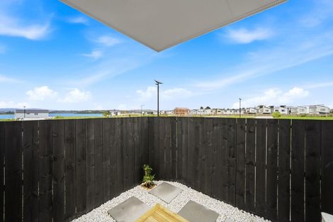 Photo of property in 6 Sails Road, Hobsonville, Auckland, 0616