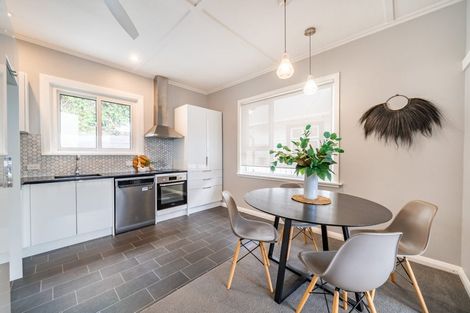 Photo of property in 26 Queens Drive, Kilbirnie, Wellington, 6022