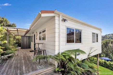 Photo of property in 33 Windsor Drive, Tairua, 3508