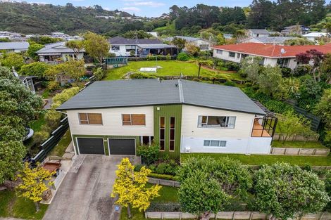 Photo of property in 129 Kahu Road, Paremata, Porirua, 5024