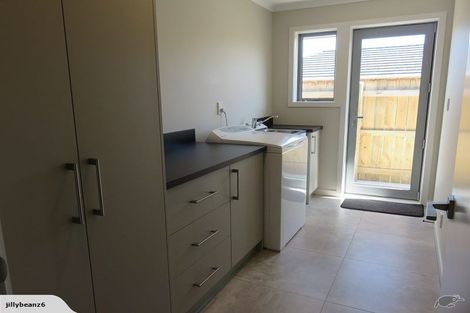 Photo of property in 5 Hydrangea Lane, Milson, Palmerston North, 4414