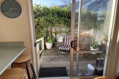 Photo of property in 40 York Avenue, Tamatea, Napier, 4112